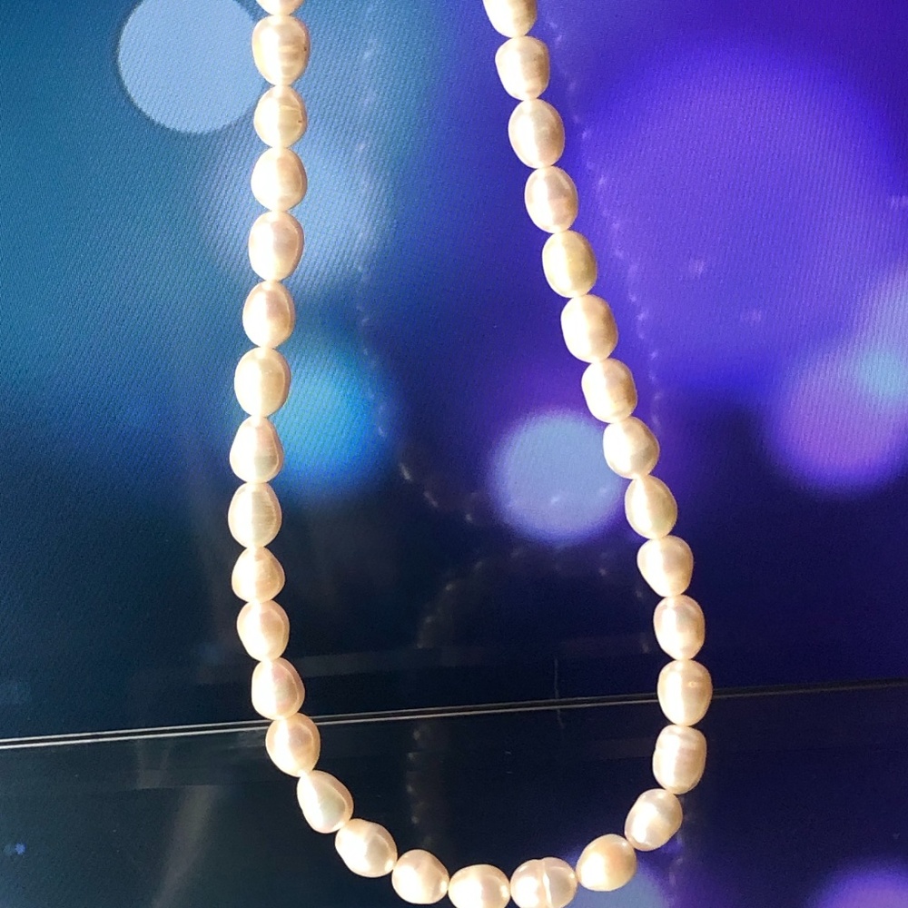 Fresh Water Pearl Necklace